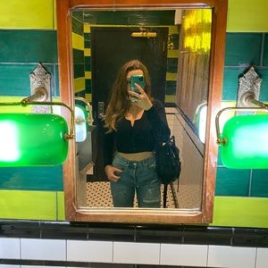 Meet your Posher, Deborah tayla